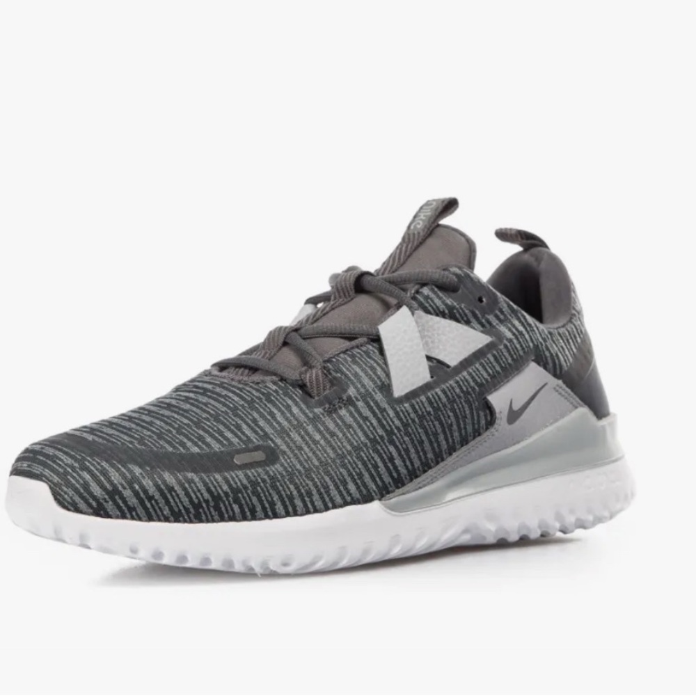 Nike Renew Arena Mens Sneaker Size 13